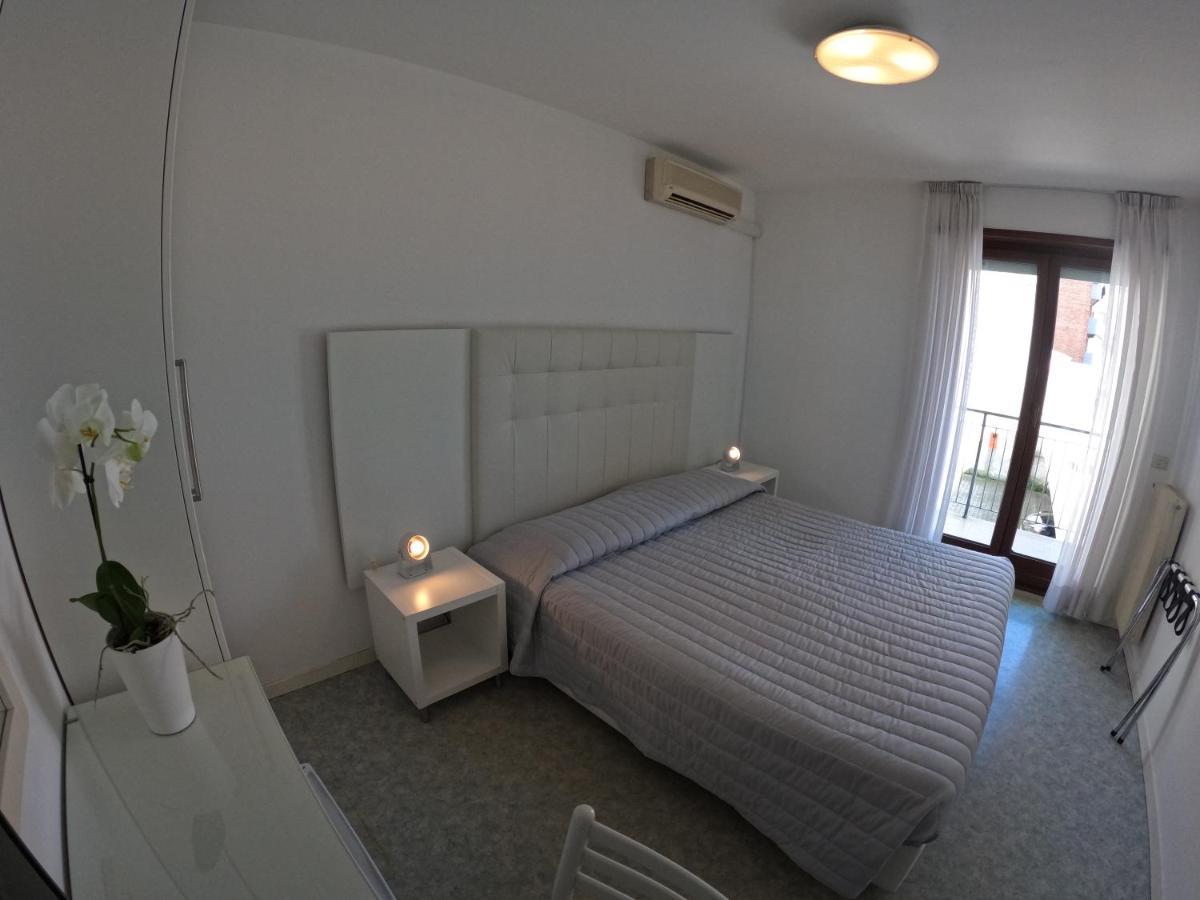 Euro Meublé Hotel 2*