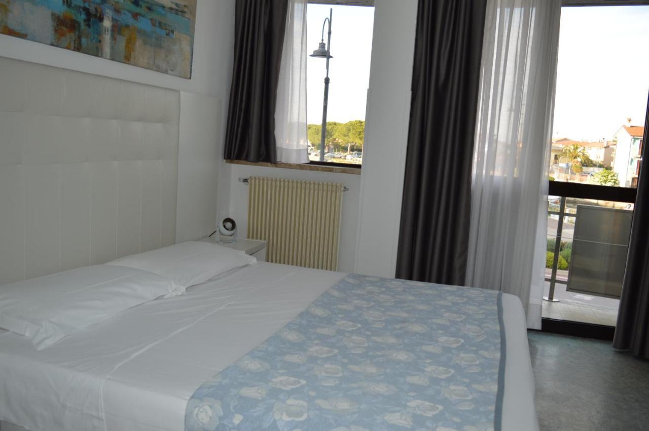 Euro Meuble Hotel Grado