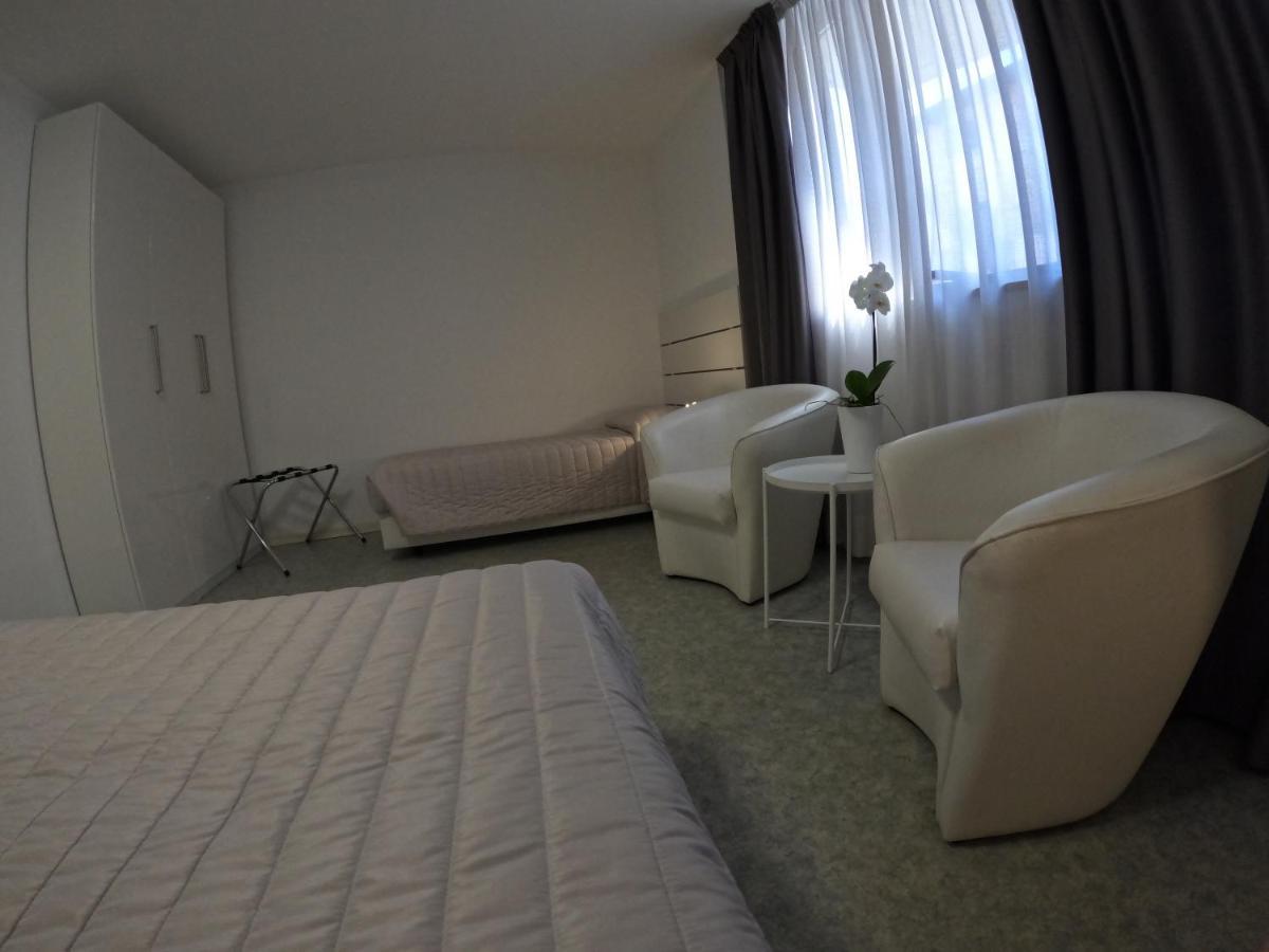 Euro Meuble Hotel